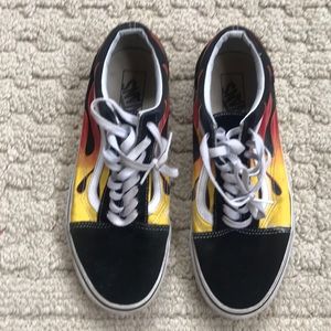 Vans Sneakers (Flame) Black/Black Tr Wht